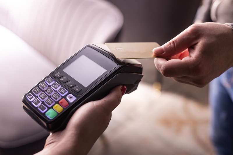 FCA considers lifting contactless payment limit to boost consumer spending