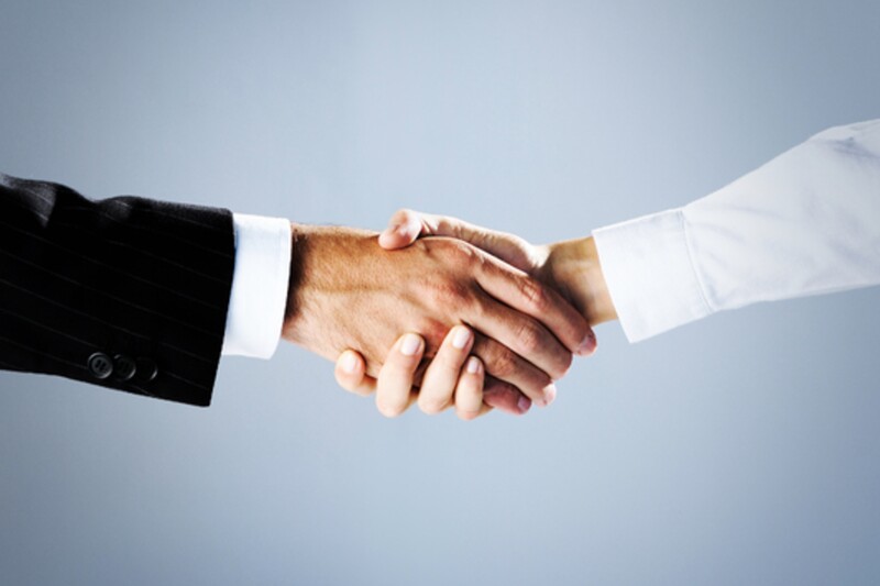 Evlo partners with Moneyline to expand support for non-prime credit applicants