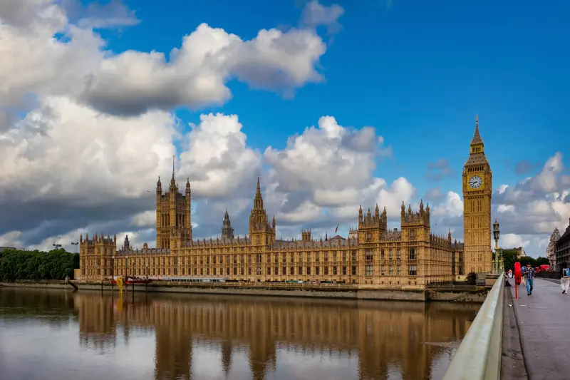 UK Government plan to relax bank rules to boost economic growth and competition