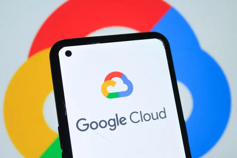 UK tightens regulation of major cloud providers amid financial sector reliance